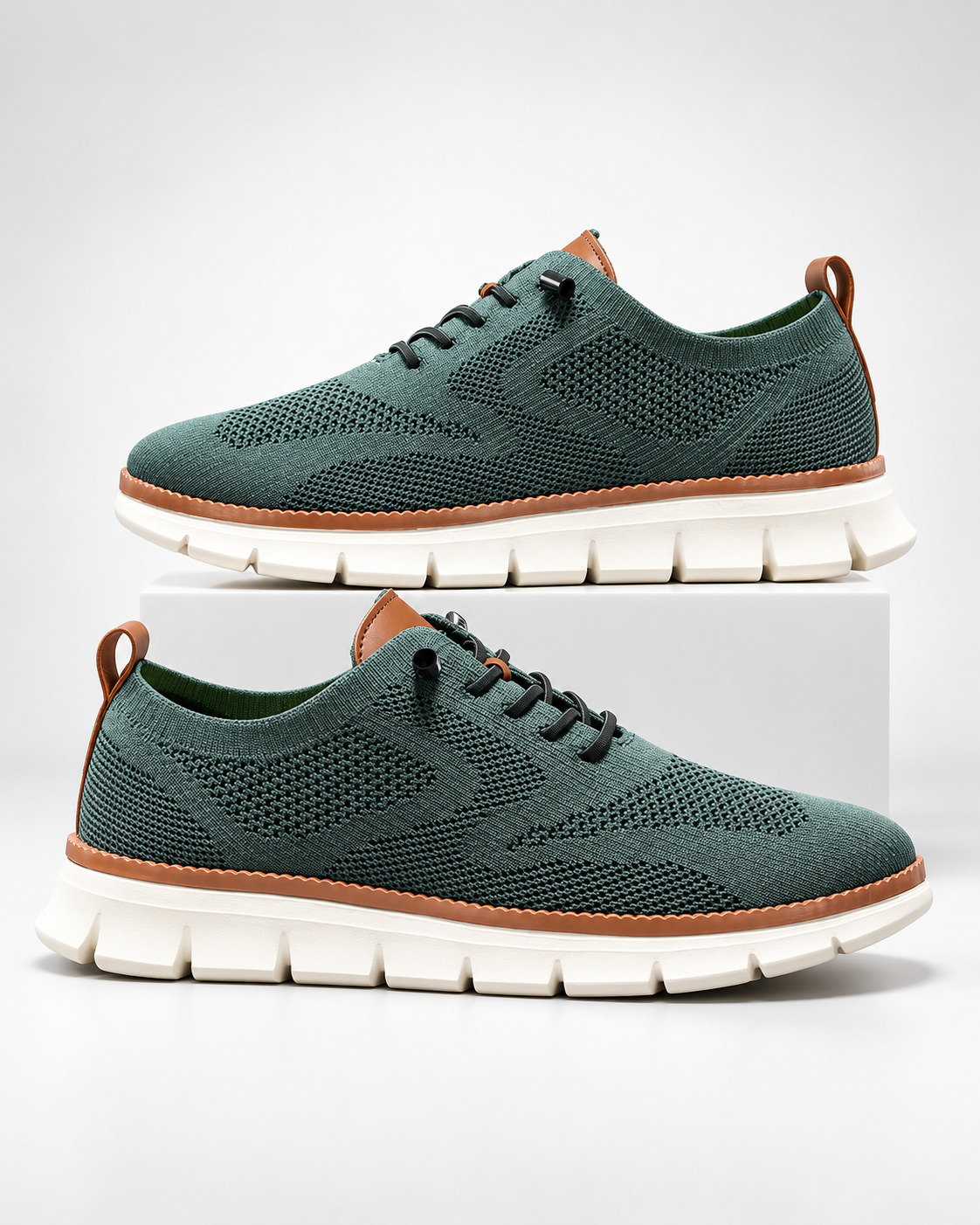 Men's Lightweight Lace-Up Trainers