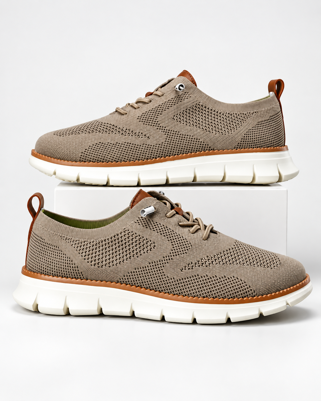 Men's Lightweight Lace-Up Trainers